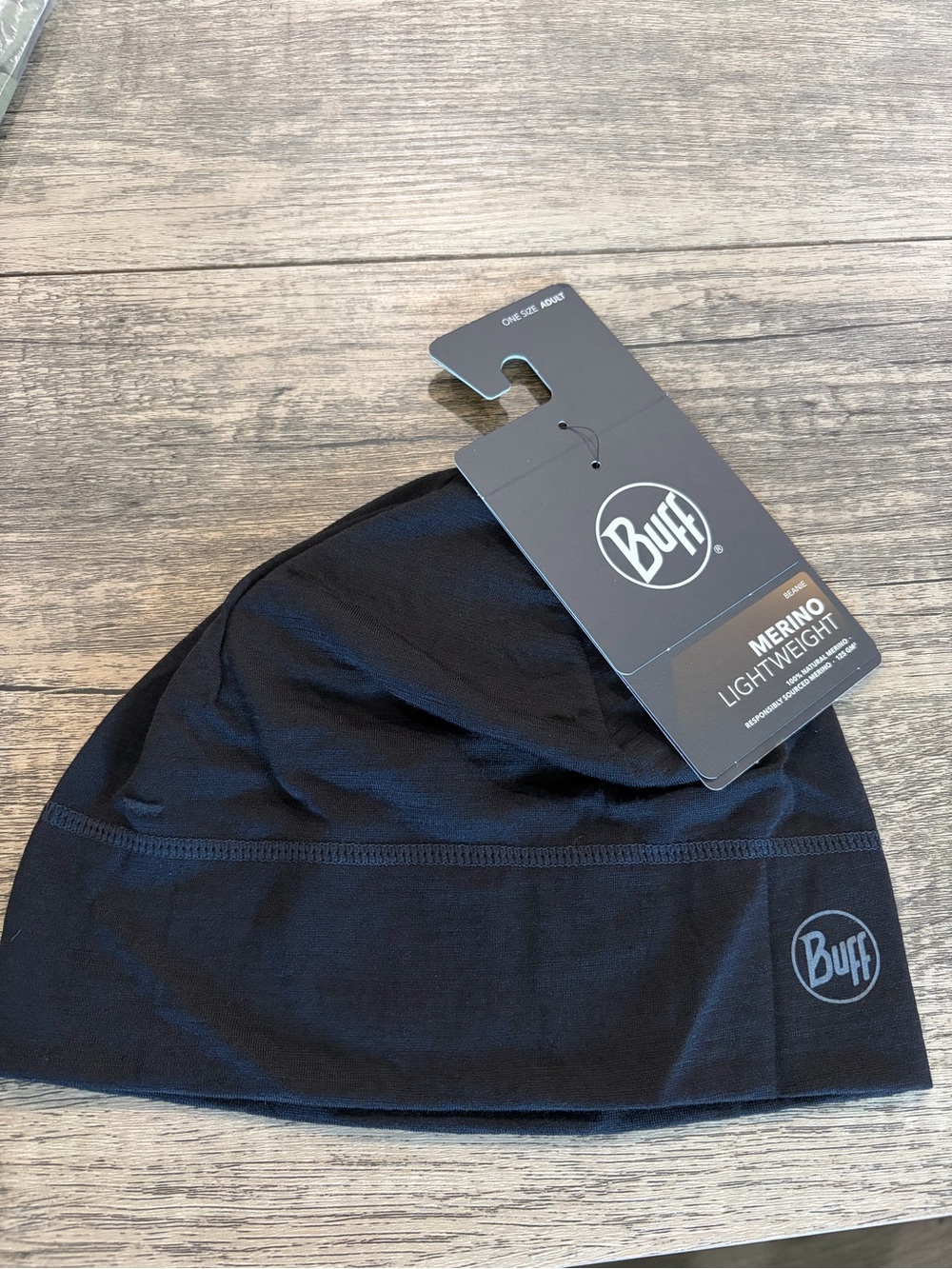 Buff Merino Lightweight Beanie in Black (unisex)
